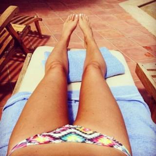 Melissa Satta feet photo thumbnail