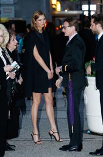 Karlie Kloss feet photo thumbnail