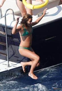 Lea Michele feet photo thumbnail