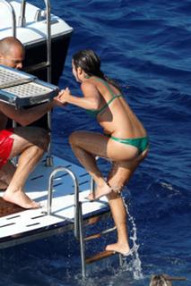 Lea Michele feet photo thumbnail