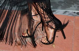 Jamie Chung feet photo thumbnail