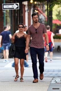 Lea Michele feet photo thumbnail