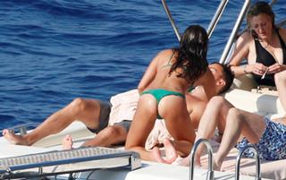 Lea Michele feet photo thumbnail