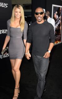 Paige Butcher feet photo thumbnail