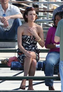 Kate Walsh feet photo thumbnail