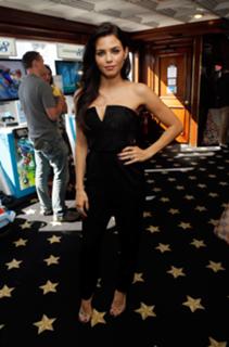 Jenna Dewan feet photo thumbnail
