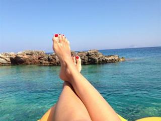 Stamatina Tsimtsili feet photo thumbnail