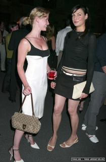 Famke Janssen feet photo thumbnail