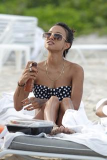Karrueche Tran feet photo thumbnail