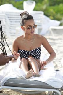 Karrueche Tran feet photo thumbnail