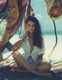 Courtney Eaton feet photo 1