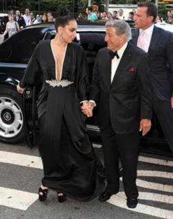 Lady Gaga feet photo thumbnail
