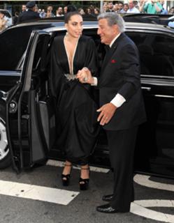 Lady Gaga feet photo thumbnail