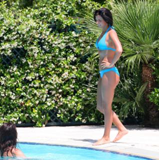 Lucy Mecklenburgh feet photo thumbnail