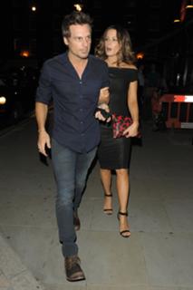 Kate Beckinsale feet photo thumbnail