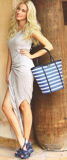 Doukissa Nomikou feet photo thumbnail