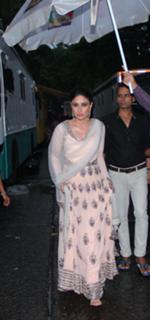 Kareena Kapoor feet photo thumbnail