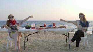 Grace Helbig feet photo thumbnail