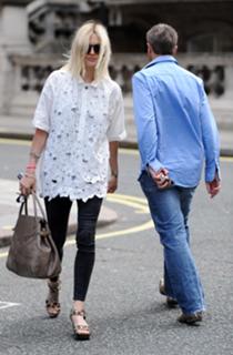 Fearne Cotton feet photo thumbnail