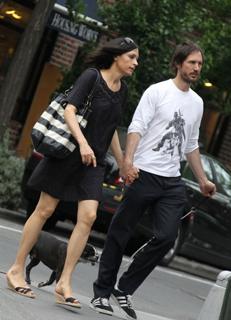 Famke Janssen feet photo thumbnail