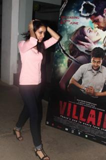 Shraddha Kapoor feet photo thumbnail