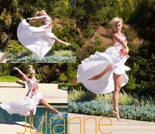 Julianne Hough feet photo thumbnail