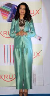 Kangana Ranaut feet photo thumbnail