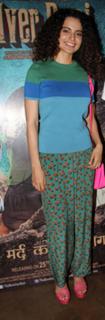 Kangana Ranaut feet photo thumbnail
