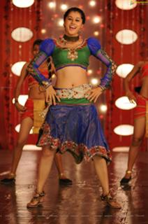 Taapsee Pannu feet photo thumbnail