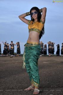 Taapsee Pannu feet photo thumbnail