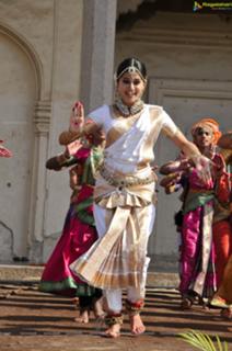Taapsee Pannu feet photo thumbnail