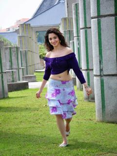 Tamannaah Bhatia feet photo thumbnail