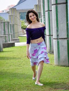 Tamannaah Bhatia feet photo thumbnail