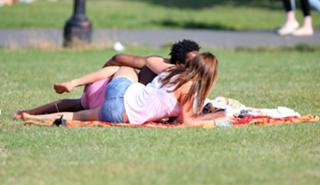 Lisa Snowdon feet photo thumbnail