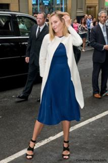 Uma Thurman feet photo thumbnail