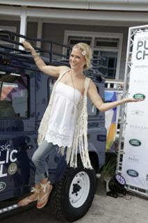 Nova Meierhenrich feet photo thumbnail