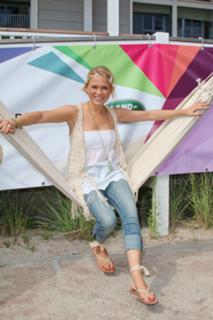 Nova Meierhenrich feet photo thumbnail