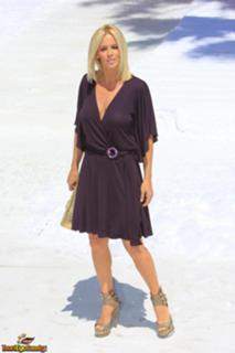 Jenny McCarthy-Wahlberg feet photo thumbnail