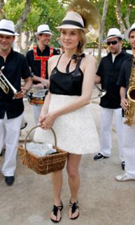 Diane Kruger feet photo thumbnail