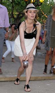 Diane Kruger feet photo thumbnail
