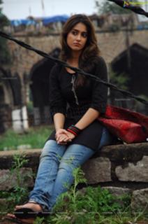 Ileana D'Cruz feet photo thumbnail