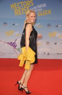 Nova Meierhenrich feet photo thumbnail