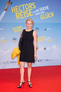Nova Meierhenrich feet photo thumbnail