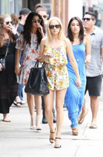 Francia Raisa feet photo thumbnail