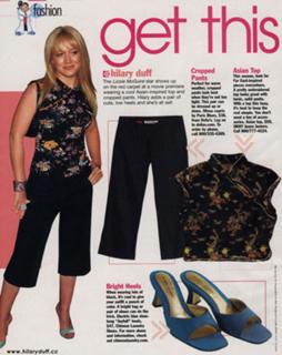 Hilary Duff feet photo thumbnail