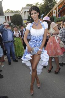 Micaela Schäfer feet photo thumbnail