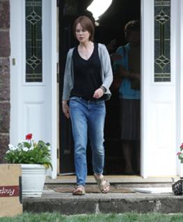 Nicole Kidman feet photo thumbnail
