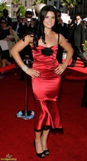 Danica Patrick feet photo thumbnail