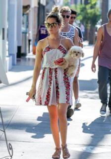 Ashley Tisdale feet photo thumbnail