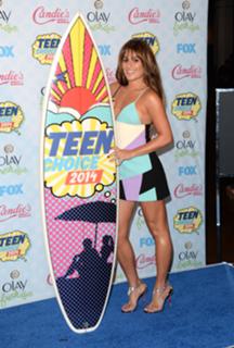 Lea Michele feet photo thumbnail